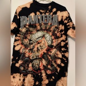 Pantera T-shirt Size M Bleach Bath NWOT